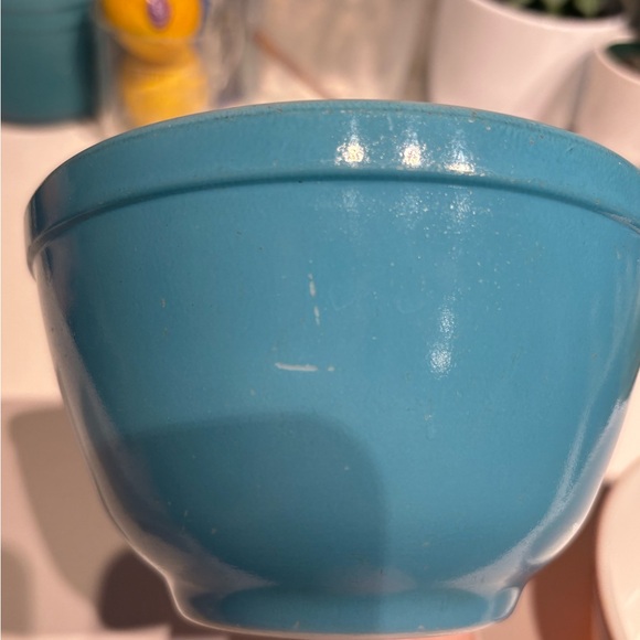 Vintage Pyrex Blue Bowl - Picture 5 of 6